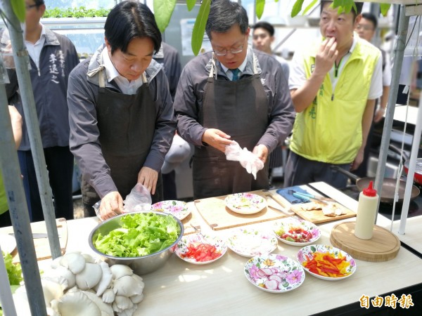 行政院長賴清德由桃園市長鄭文燦陪同參訪桃園農業博覽會。（記者許倬勛攝）