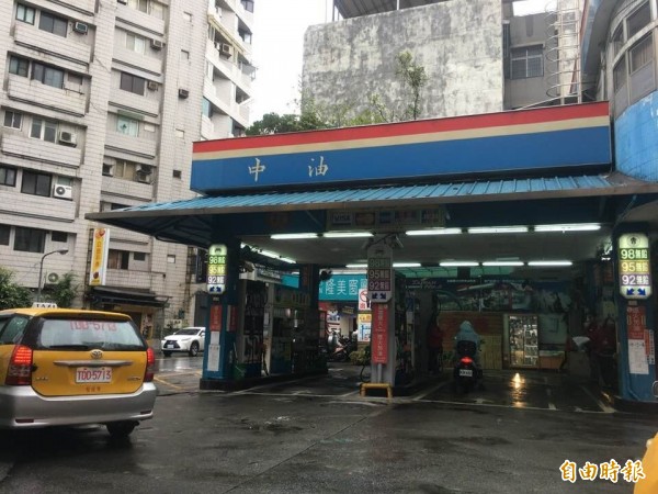 中油加油站(記者黃佩君攝)