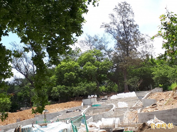 新竹公園進行再造工程。（記者洪美秀攝）
