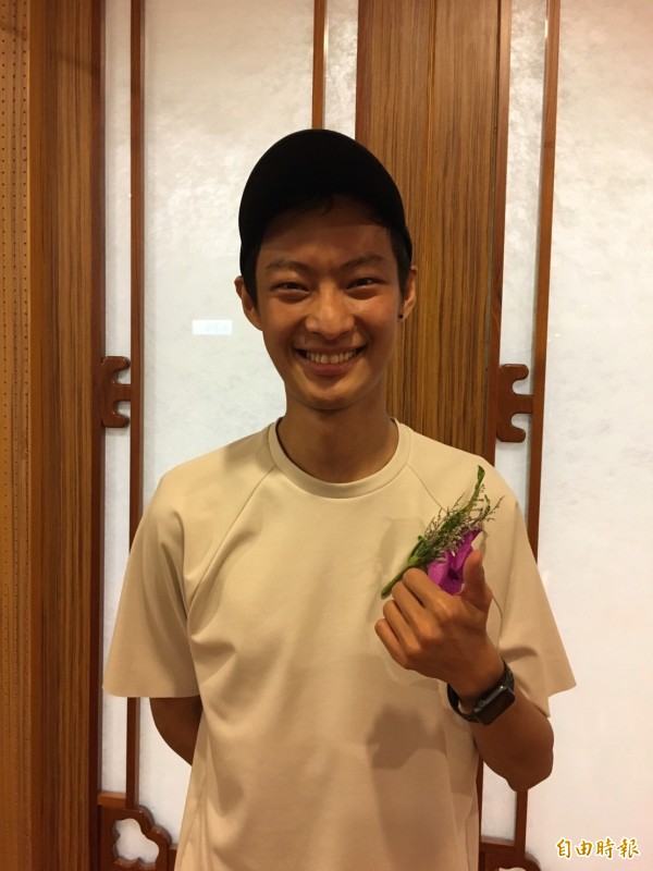 朱頤今出席慈濟慈濟骨髓幹細胞中心活動。(記者楊綿傑攝)