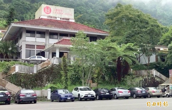 溪頭立德飯店今起由台大實驗林管處收回自營。(記者謝介裕攝)