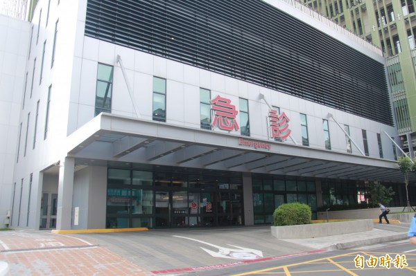 葉松根今晨送往員基醫院前已無生命跡象，急救後仍不治。（記者陳冠備攝）