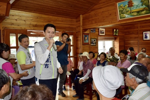 新竹縣長參選人鄭朝方表示,恢復營養午餐的重點不在「免費」,更在於營養午餐的「內容」。具體目標包含食品安全、食農教育、在地鮮採直送。(鄭朝方團隊提供)