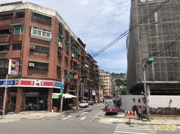 基隆義六路拓寬，將避開假日與尖峰時段施工。（記者盧賢秀攝）