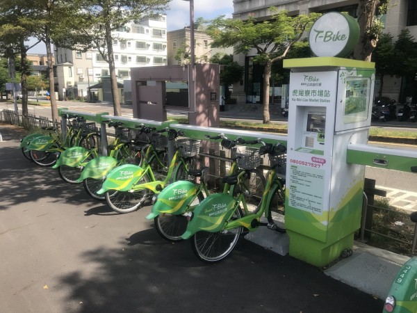 高思博表示，T-bike該全面改換成U-Bike。（高思博辦公室提供）