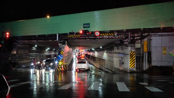 汐止涵洞積水已退。（記者林欣漢攝）