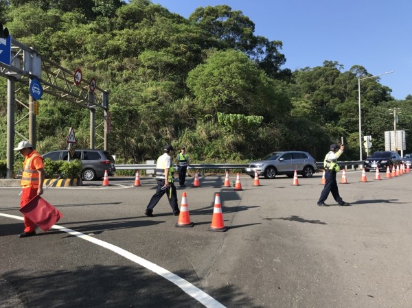 新北平溪天燈節下週一登場，新店警加強實施交通管制。（記者陳薏云翻攝）