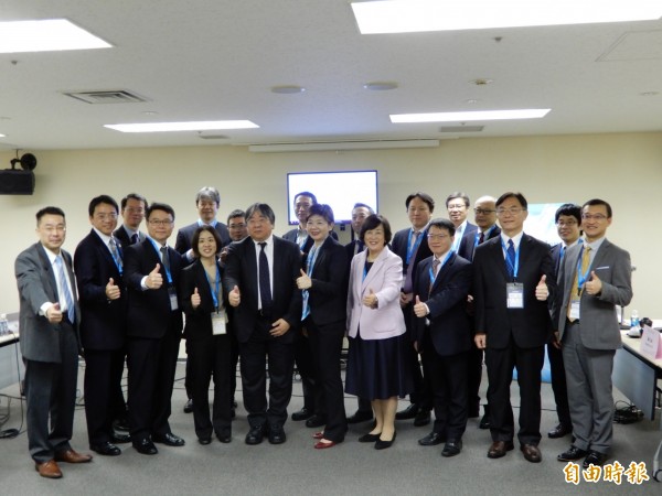 台日再生医疗产官学界代表性人物11日在日本横滨举行首次交流会。（记者林翠仪摄）