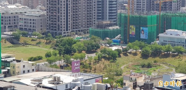 市府水利局13年打造15座滯洪池,圖為寶業里滯洪池,防洪治水深受地方肯定。(記者陳文嬋攝)