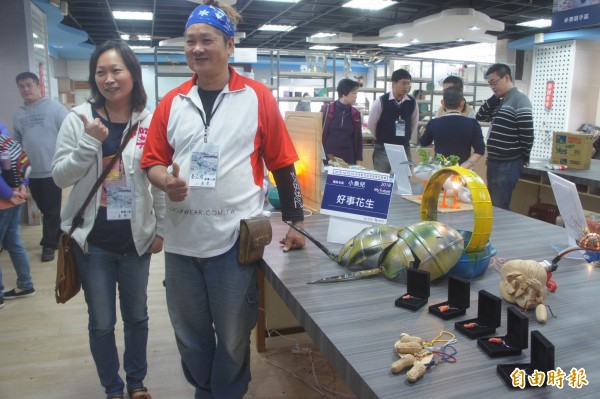 澎湖在地藝術團隊小魚兒，獲得首屆海廢創作大賽第二名。（記者劉禹慶攝）