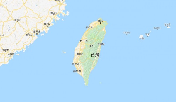 解放軍少將喬良表示，「台灣要想獨立只有一個辦法，把台灣島在水下從根部鋸掉，然後讓台灣島向東漂移600公里以上，那台灣獨立的可能性就比較一大了。」（圖擷取自Google地圖）