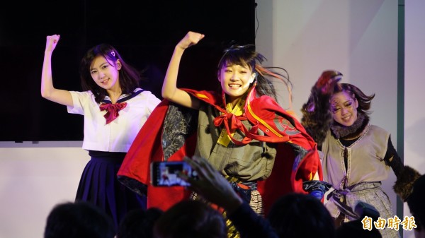 第五屆台北國際動漫節,偶像團體「戰國降臨少女INTERNATIONAL」今天首次登台演出。(記者叢昌瑾攝)
