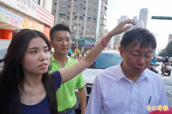 「戳戳妹」葉芝邑將會替柯文哲經營微博。（資料照，記者涂鉅旻攝）