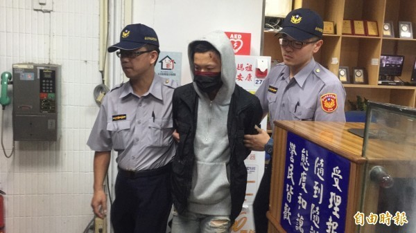 昨天傍晚21歲男子謝亞軒與友人在台北市街頭無照駕駛狂飆,結果失控撞死路邊3人。(資料照)