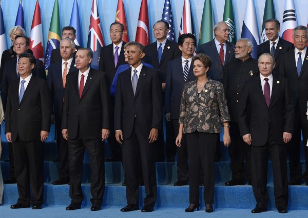 2015年G20土耳其峰會，歐巴馬被安排在總統艾爾多安身旁。（美聯社）