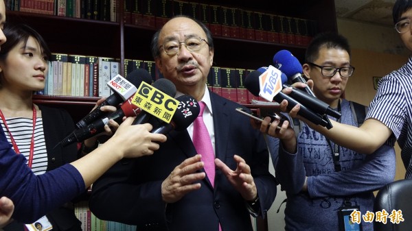 前總統馬英九洩密案宣判後,立法院民進黨團總召柯建銘認為,這牽涉到數罪競合的問題,上訴最高院後改判無罪的可能性不高。(資料照)