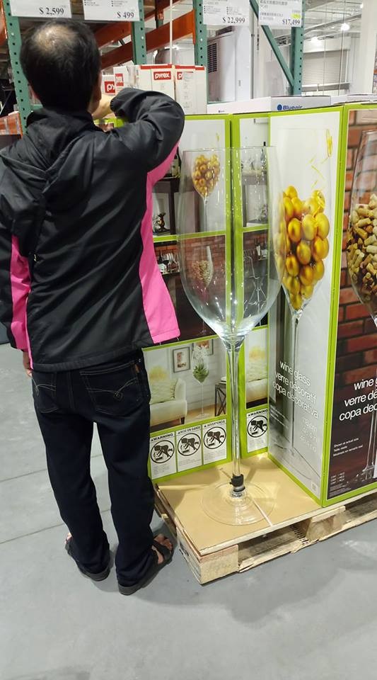 好市多的高腳紅酒杯引起話題。(圖擷取自Costco好市多 商品經驗老實說)