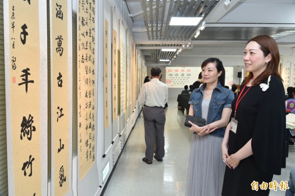 不少網友認為,每個國家的語言文字皆會發展出各自特色,沒有必要整合。圖為示意圖。(資料照,記者張忠義攝)