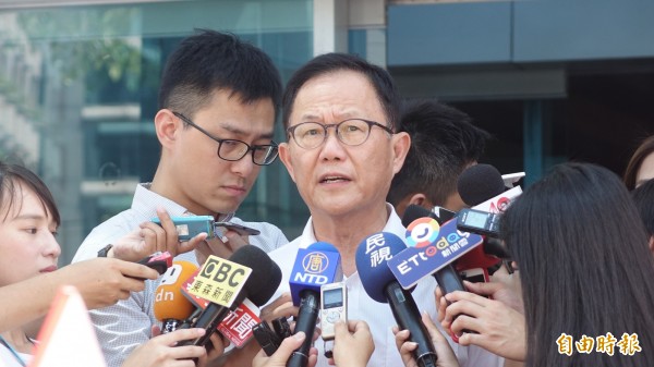 國民黨台北市長參選人丁守中今天上午被問到，如果豪雨發生在台北，有信心處理嗎？丁原本說，他還沒當台北市長，對目前狀況不了解，下午則在臉書發文報告海綿城市、智慧治水理念。（資料照）