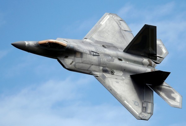 美國軍工巨頭洛克希德·馬丁願意釋出F-22戰機技術給日本。（路透社）