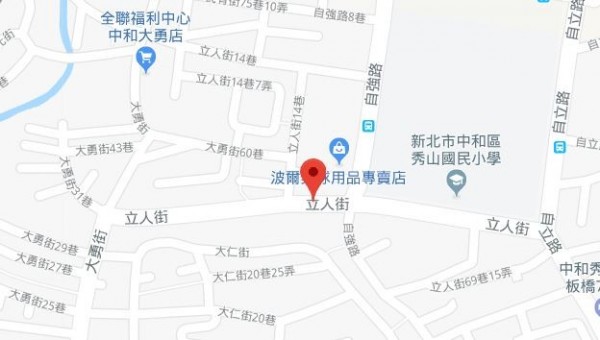 新北市中和區立人街今晚（11日）傳出警方查緝毒品犯時遭遇拒捕，對方試圖衝撞，警方連開26槍將犯人壓制，逮捕車上2男1女。（翻攝自google）