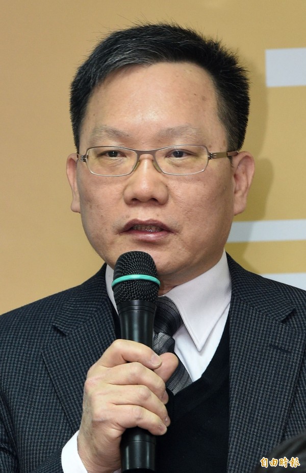 台北市祭出房屋稅狂打豪宅,北市府財政局長蘇建榮指出,房屋稅政策最主要目的,就是要建商不要再蓋大坪數豪宅。(資料照,記者王敏為攝)