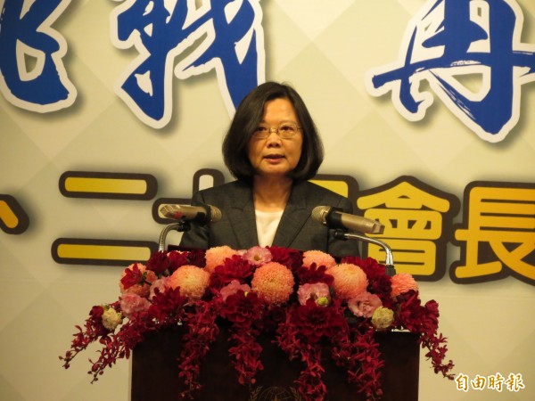 總統蔡英文表示,勞基法條文及設計,給企業很多的彈性,呼籲企業跟勞動部及勞工坐下來談。(記者蘇金鳳攝)
