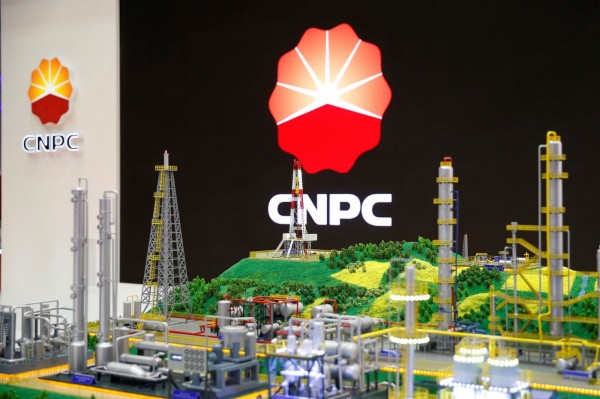 中國「中石油」（PetroChina）10年來市值蒸發8000億美元（約新台幣24.14兆），外媒評析這是「世界史上最慘重的跌勢」，而且預估還沒跌到最低點。（路透）