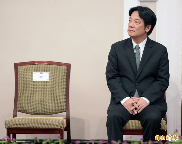 「賴清德」的圖片搜尋結果