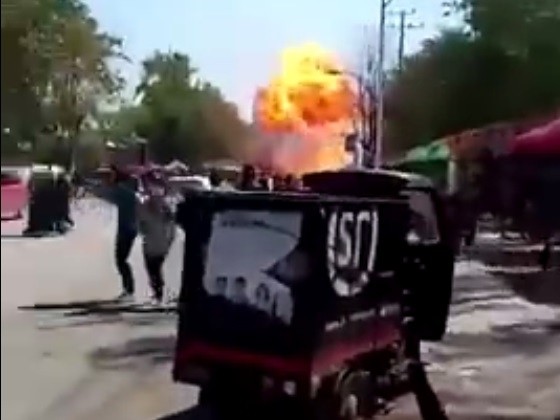 江蘇徐州豐縣今下午4時50分左右發生爆炸案，爆炸地點距離創新幼稚園大門口不到100公尺處。（圖擷自china.hket）