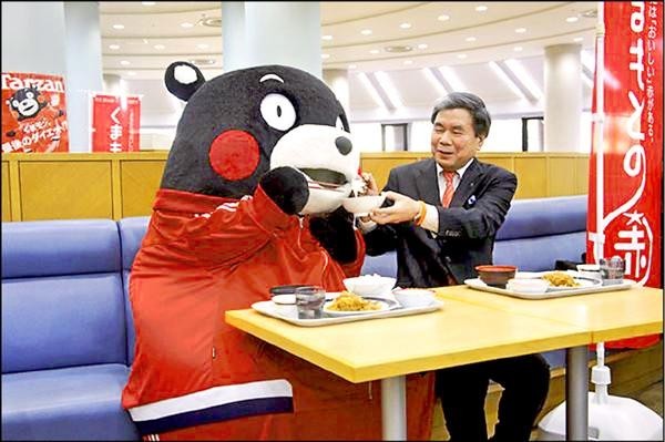 熊本縣的吉祥物「熊本熊」效果佳,但有許多知名度稍遜的吉祥物面臨被格殺命運。(圖片擷取自網路)