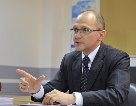 俄羅斯政府公佈未來將擴大開放普通公民參與政府治理，謝爾吉‧基里延科（Sergei Kiriyenko）稱此政策讓「人們不會繼續躺在沙發上抱怨」。（圖片擷取自維基百科，Sergei Kiriyenko俄文專頁） 