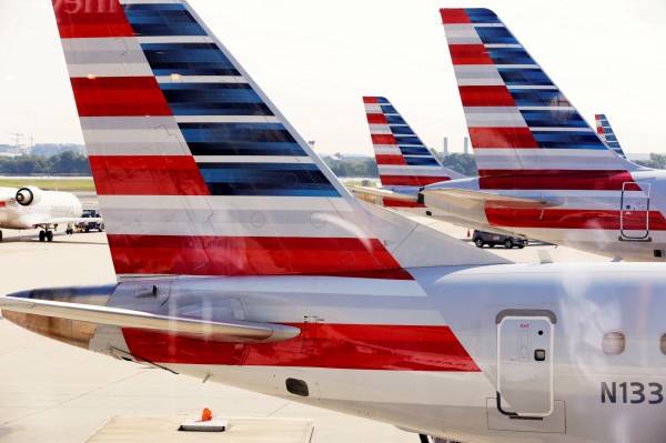 中國民航局施壓外籍航空公司,目前美國航空、聯合航空、達美航空3間美國航空公司,還未完整更改有關台灣標示,把台灣和中國並列在同個選項。(路透)