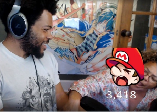 母子两人的互动让观众笑翻。(图撷取自Twitch)