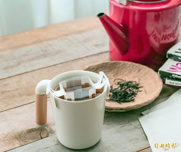 美國研究發現,男性每天喝2杯茶或咖啡,可讓女性懷孕機率增2倍。(資料照)