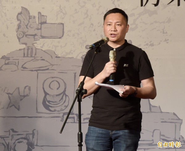 中國民運人士王丹,今發表對新黨王炳忠等4人受詢問的看法。他譏諷王炳忠「只被傳喚就哭、加油好嗎?」(資料照,記者黃耀徵)