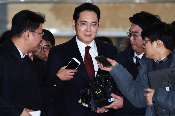 南韓三星集團少主李在鎔捲入總統朴槿惠「閨密干政門」,今天被逮捕。(彭博資料照)