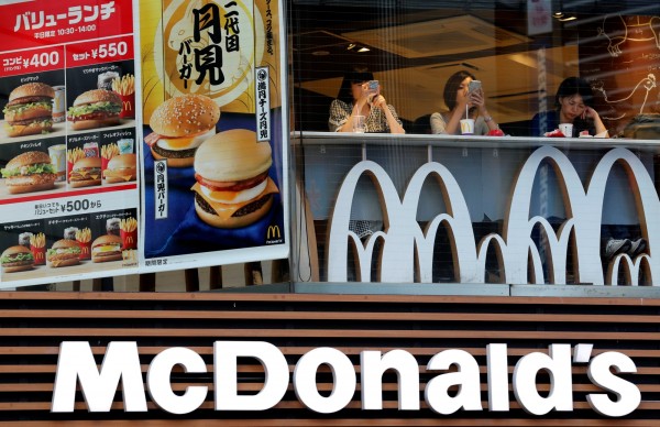 日本麥當勞成功重拾消費者信心。（路透）