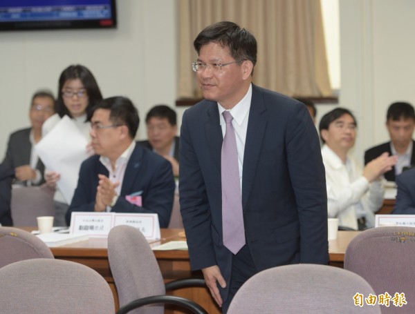 立法院經濟委員會12日召開「前瞻基礎建設特別條例草案」公聽會,台中市長林佳龍親自出席。(記者張嘉明攝)