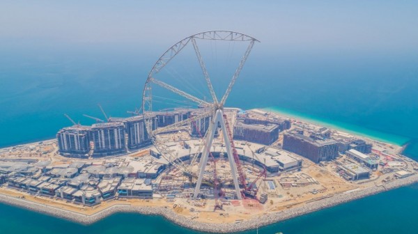 「杜拜之眼」坐落在人工島「藍水島(Bluewater)」上。(圖擷自Dubai Media Office)