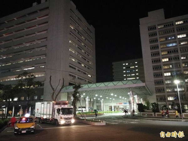 長庚醫院去年爆發急診醫師集體辭職事件,中醫大附醫趁機挖角,據了解,過去20年迄今,已網羅超過43名來自長庚的醫師。(資料照,記者許倬勛攝)