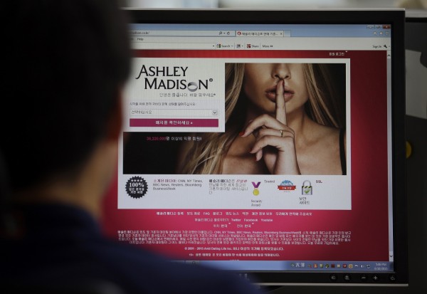 外國知名外遇網站「Ashley Madison」標榜能為已婚男女提供外遇配對，因此有超過3000萬名使用者。（美聯社）