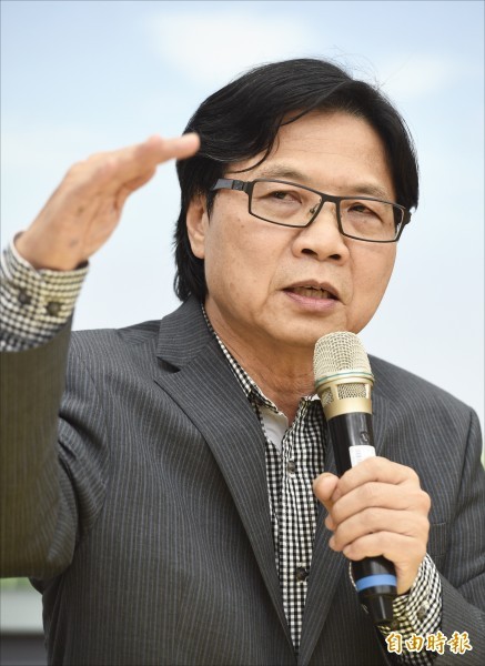 台大校長爭議8個多月，教育部長葉俊榮昨日要求台大校長遴選會召開會議，重啟校長遴選。（記者羅沛德攝）