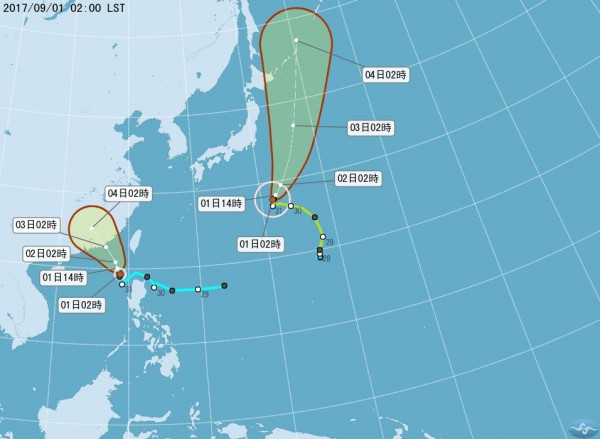 菲律賓東方海面的熱帶性低氣壓,今日凌晨2時已形成今年第16號「瑪娃」颱風,連同先前的珊瑚,也使得太平洋地區有 2 個颱風存在。(擷自氣象局網站)