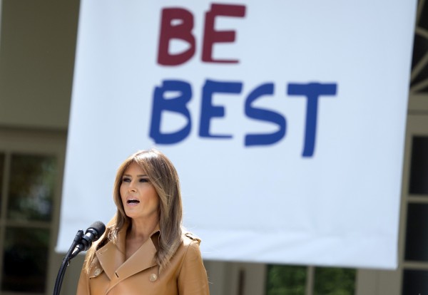 美國第一夫人梅蘭妮亞(Melania Trump)週一宣布她的首個官方倡議行動「成為最好」(Be Best),關注兒童情緒和身體成長。(美聯社)
