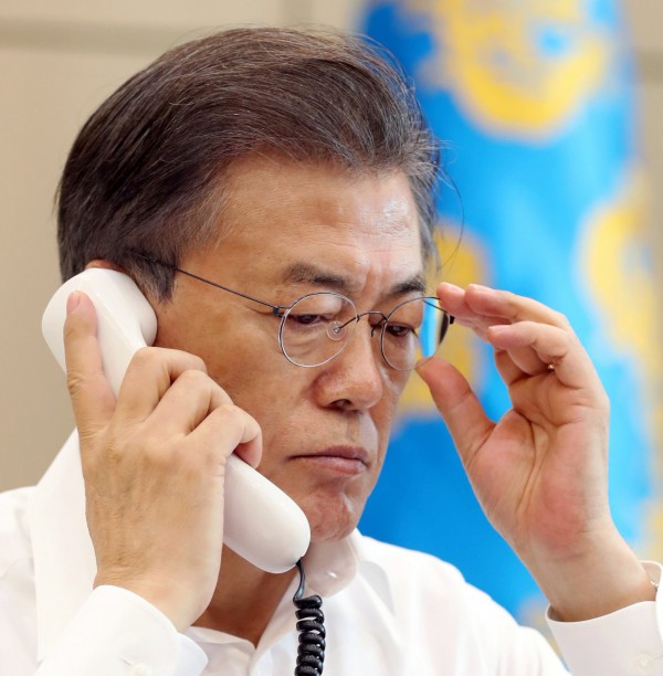 北韓核試爆後,文在寅昨晚急CALL美俄德三國元首。(歐新社)