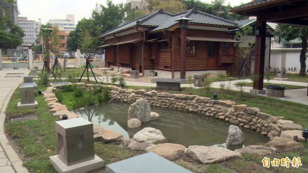 桃園警察局日式宿舍群經桃園市文化局登錄為歷史建築。（資料照）