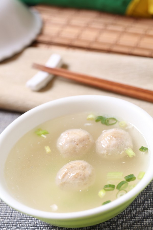 貢丸本身的鮮甜味與帶有口感的嚼勁,能將一碗普通的湯的味道畫龍點睛。(記者沈昱嘉攝)