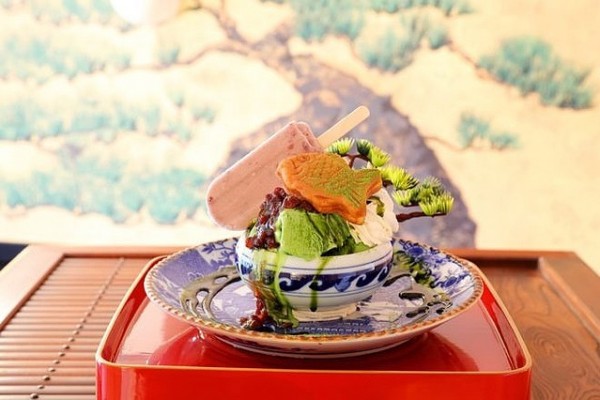 少女凍未條！日餐廳推夢幻甜品 民眾搶吃「盆栽」