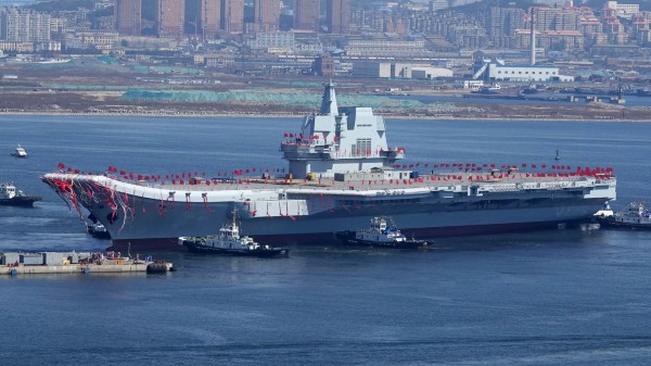 香港媒體指出,中國首艘自製航空母艦已進入出海倒數計時,預計會在4月下旬首次試航。(法新社)